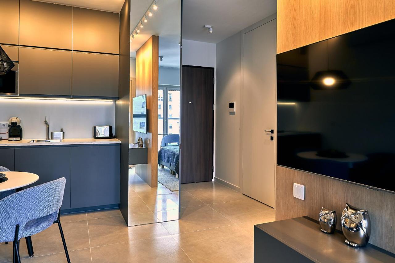 Mennica Residence Suite Apartments Warsawa Bagian luar foto