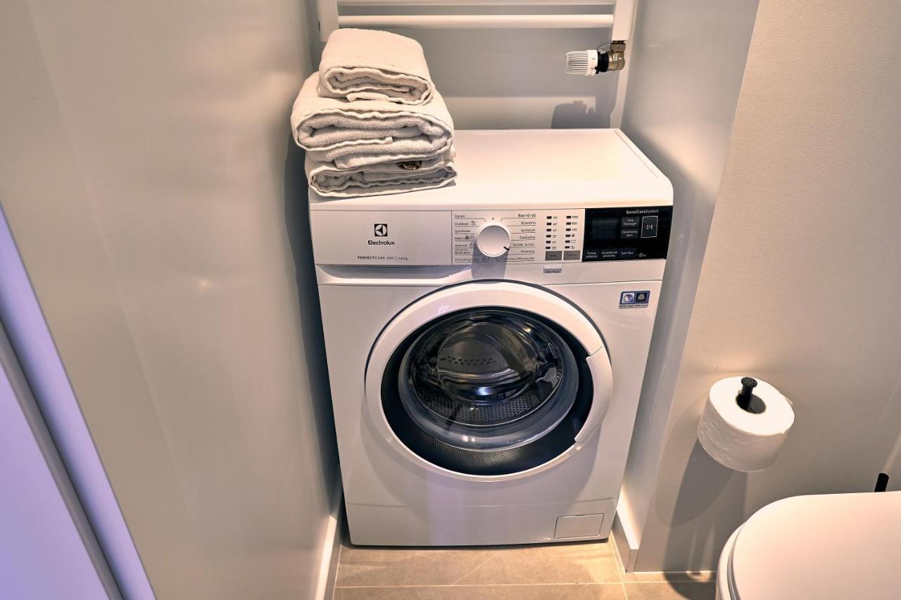 Mennica Residence Suite Apartments Warsawa Bagian luar foto