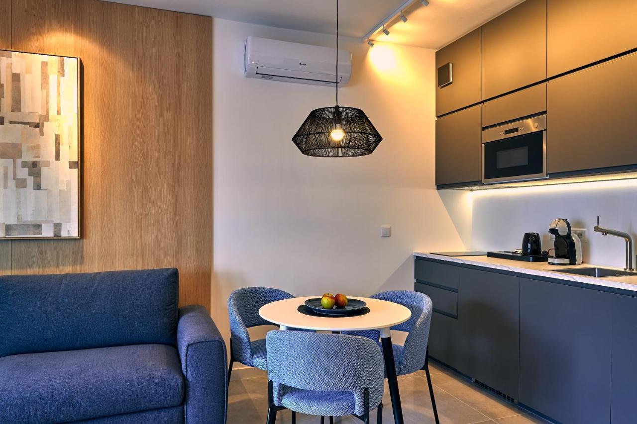 Mennica Residence Suite Apartments Warsawa Bagian luar foto