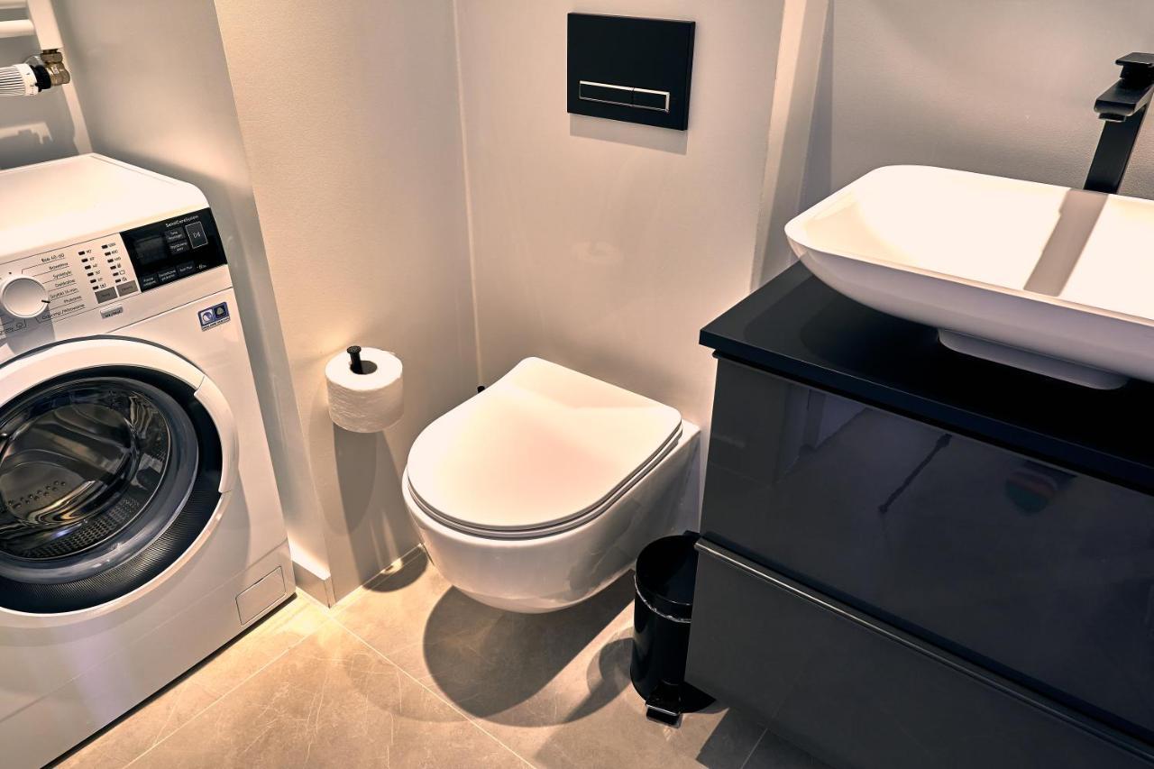 Mennica Residence Suite Apartments Warsawa Bagian luar foto
